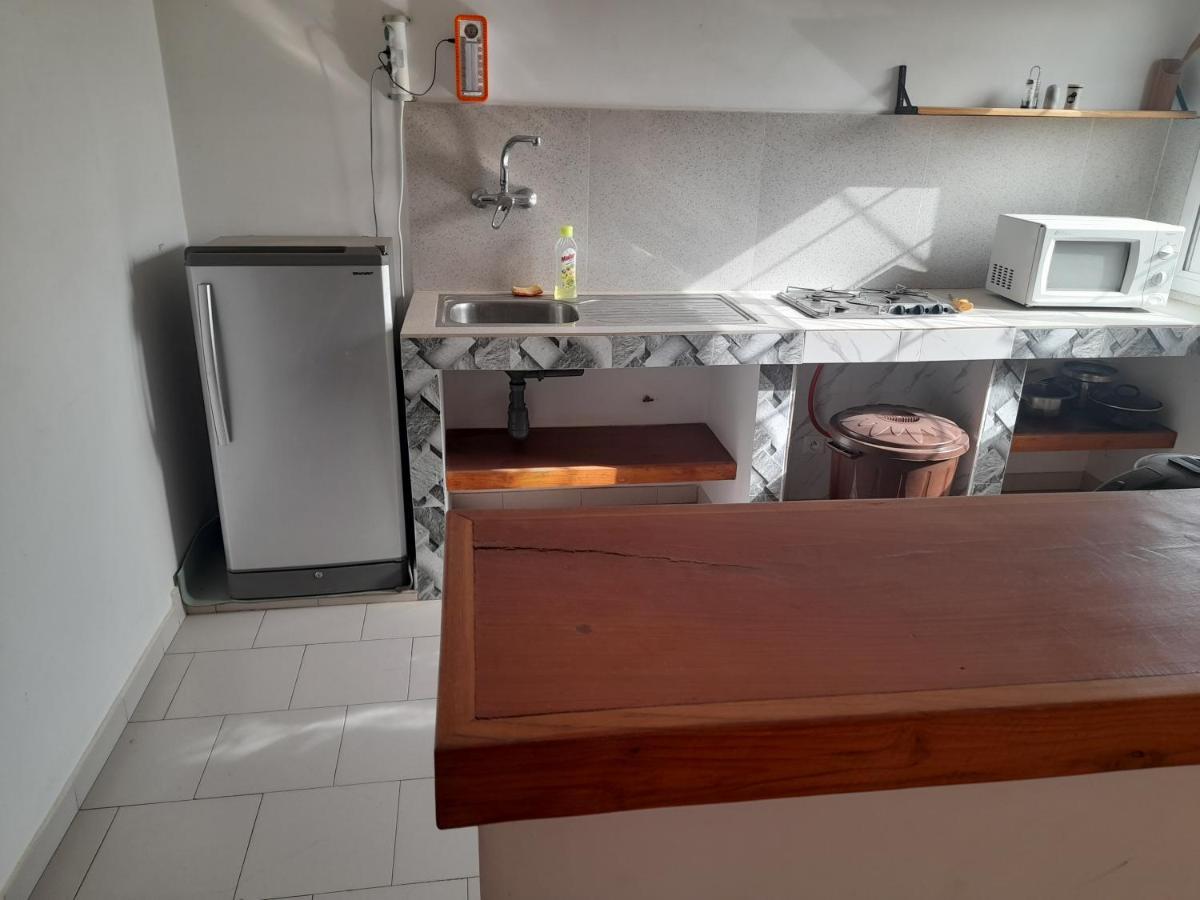 Appartement Familial Spacieux Avec Climatisation Ziguinchor Buitenkant foto