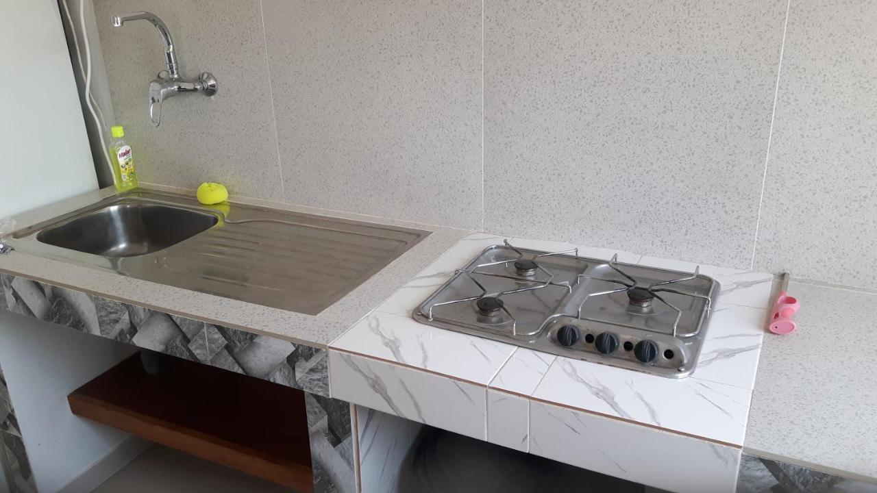 Appartement Familial Spacieux Avec Climatisation Ziguinchor Buitenkant foto